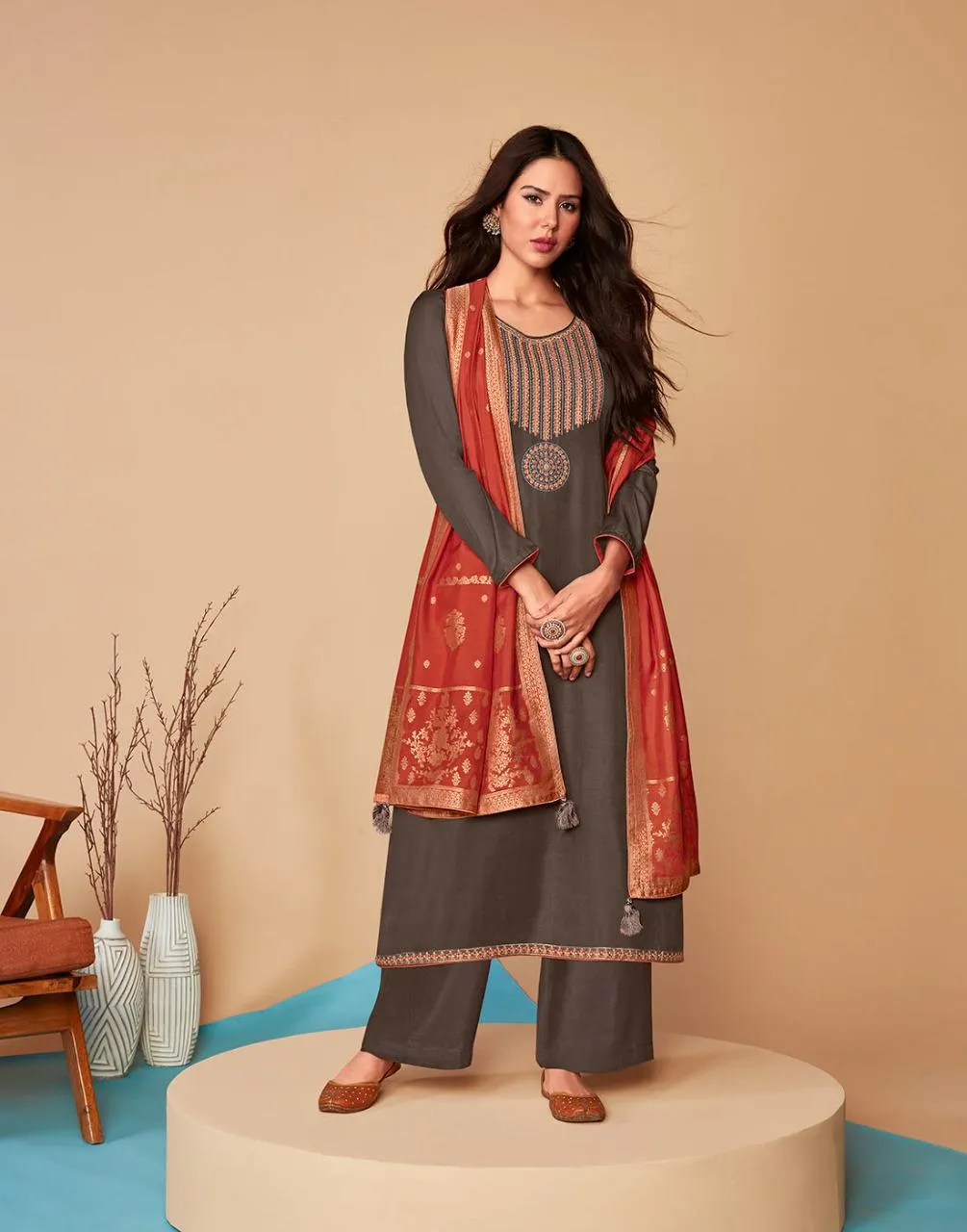 AASHIRWAD MOR BAGH SAARAS 8592 to 8595 LINEN SILK SALWAR SUIT