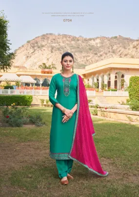 FOURDOTS VAIDEHI SUITS